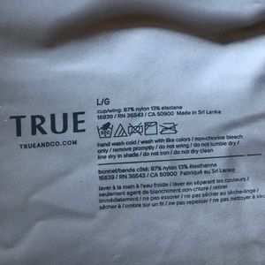 True & Co Women's True Body Lift Scoop Neck Bra